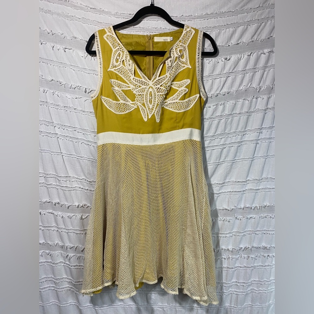 Waltz yellow lace netted sleeveless dress
